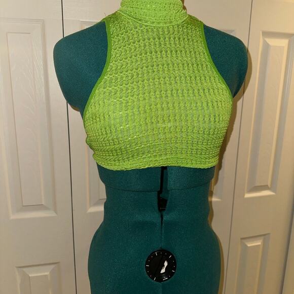 Green High Neck Lace Up Crop Top - Picture 7 of 9